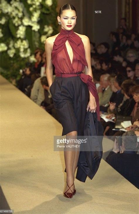 collezione birse ysl anno 1999|Yves Saint Laurent Haute Couture S/S 1999 Paris .